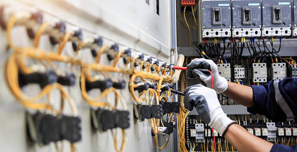 Professional Electrician technician working in Bourbon, IN